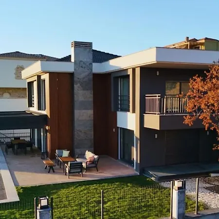 Mona Ovacik Luxury Кешме