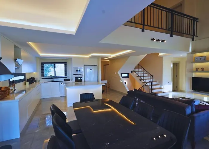 Villa Mona Ovacik Luxury *